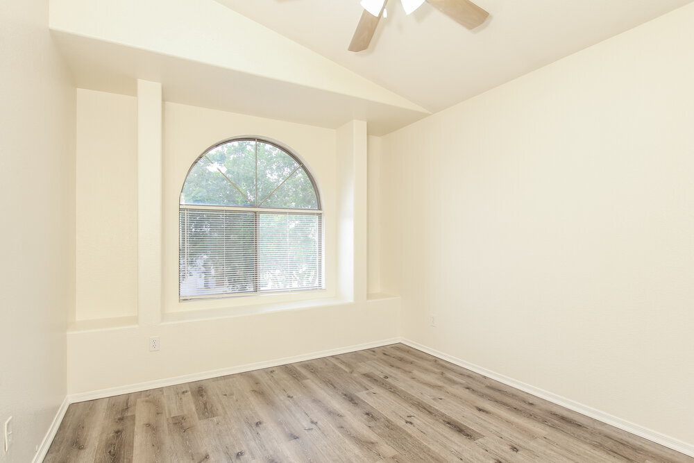 Building Photo - 3528 W Chama Dr