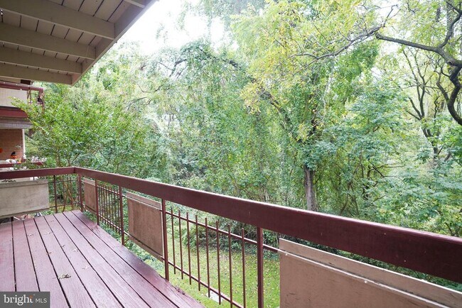 Building Photo - 4251 Americana Dr