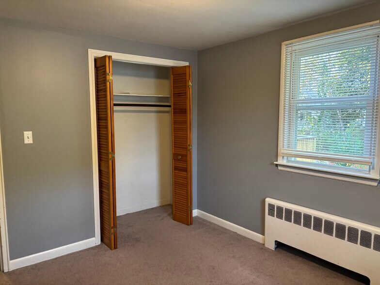 Building Photo - 40 Neillian Way