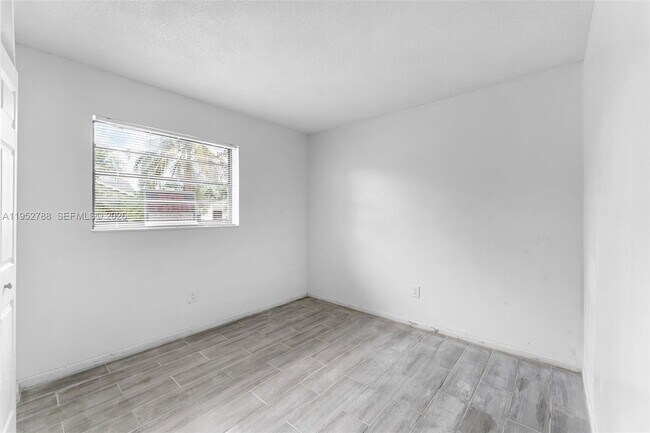 Building Photo - 132020 SW 276th Terrace