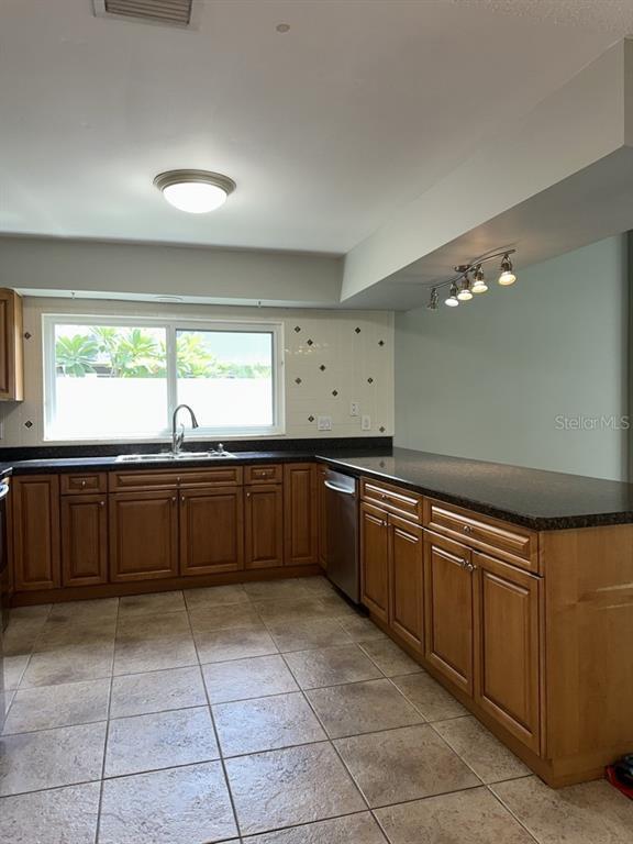 Building Photo - 16413 Bonneville Dr
