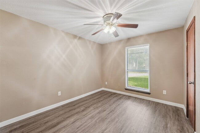 Building Photo - 3751 Glade Forest Dr