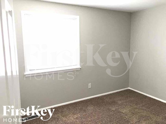 Building Photo - 10153 Lawnhaven Dr