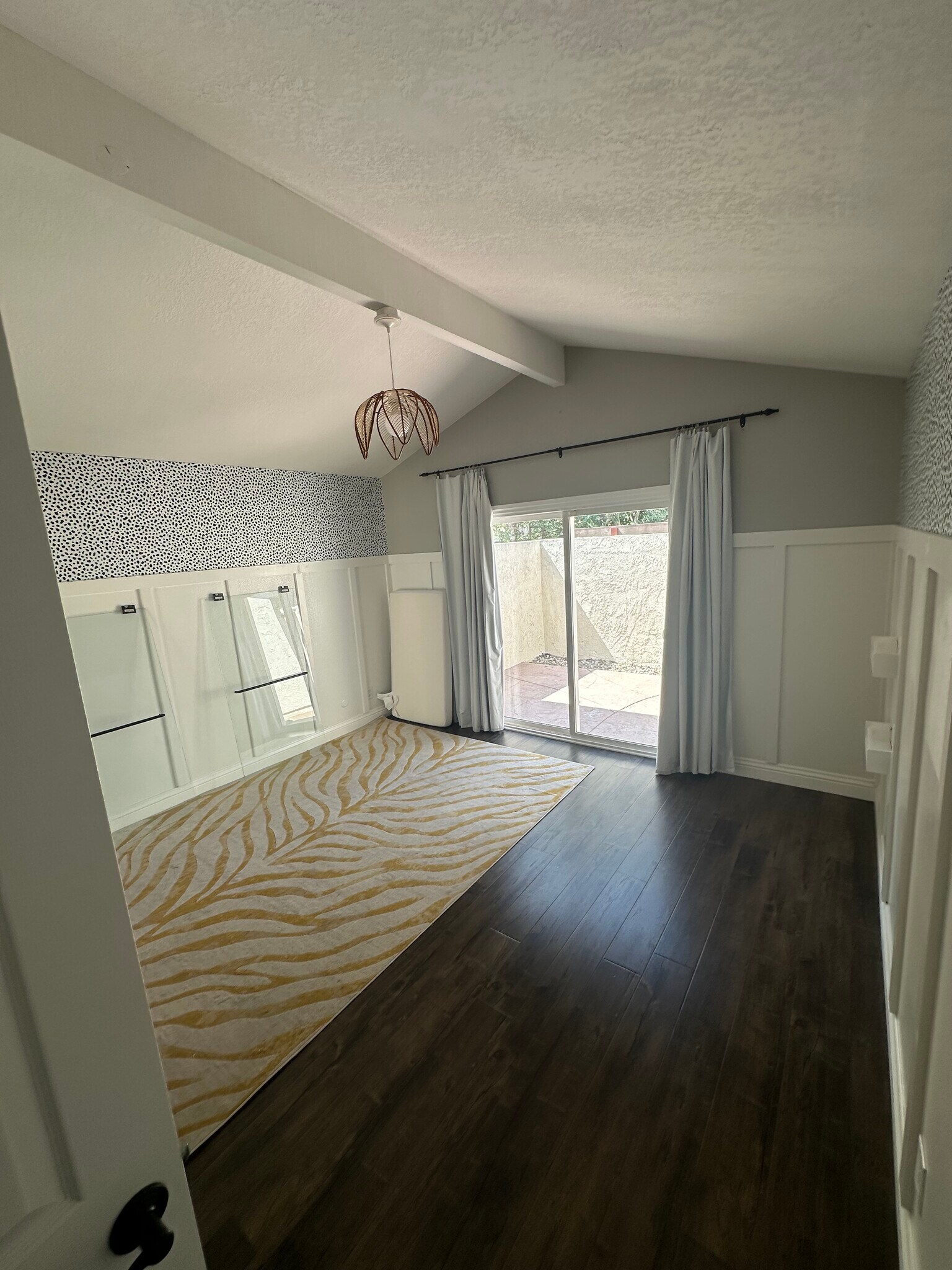 Building Photo - 4176 Minnecota Dr