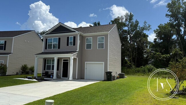 Building Photo - RATE DROP ALERT! (was $2240/month)