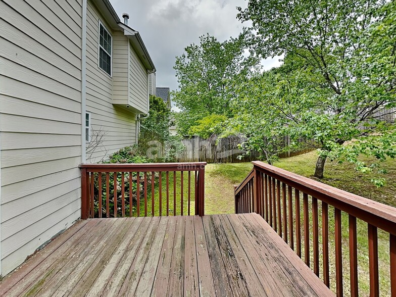 Building Photo - 306 Vinings Vintage Cir