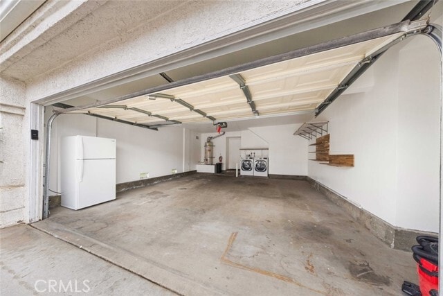 Building Photo - 7448 Bellingham Ave