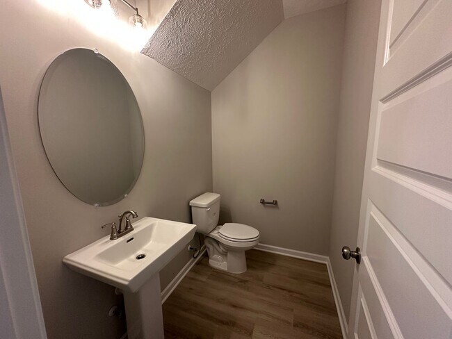 Building Photo - MOVE IN SPECIAL....BRAND NEW Townhome in S...