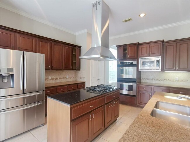 Building Photo - 2911 Weatherford Ct