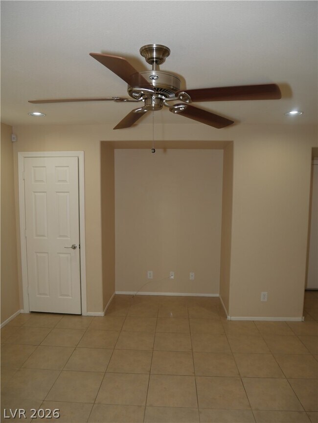 Building Photo - 9112 Pearl Cotton Ave