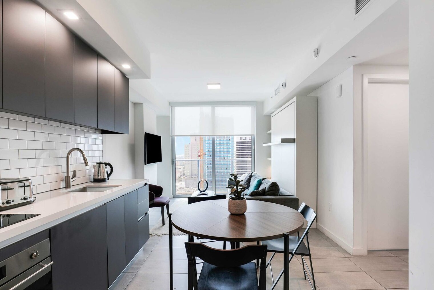 Building Photo - 227 NE 2nd St