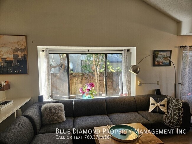 Building Photo - 1710 Shadow Mountain Dr