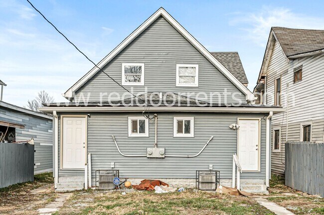 Building Photo - MOVE IN SPECIAL: HALF OFF THE FIRST MONTH’...