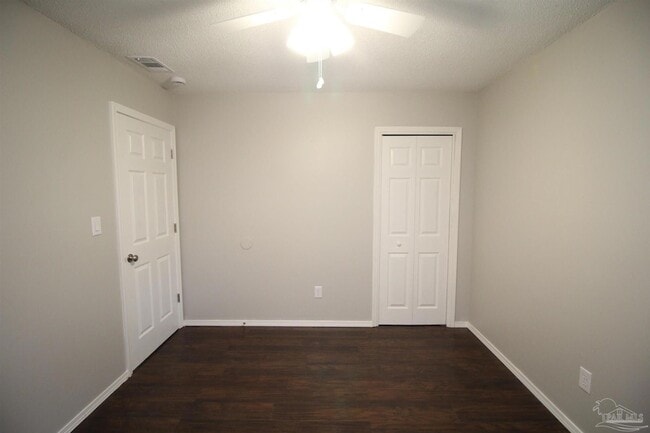 Building Photo - 6810 Tiki Ln