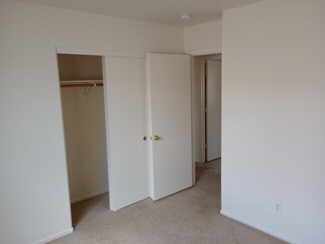 Building Photo - S Durango Rd