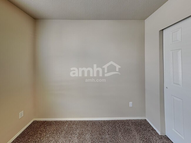 Building Photo - 2359 W 2075 N