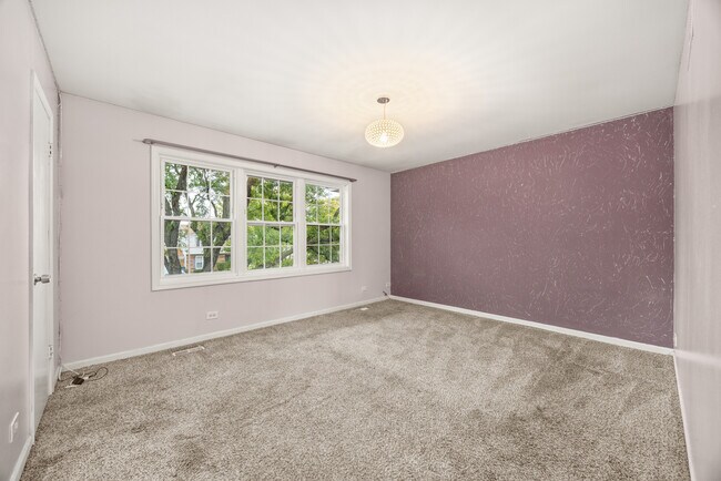 Building Photo - 125 41st St
