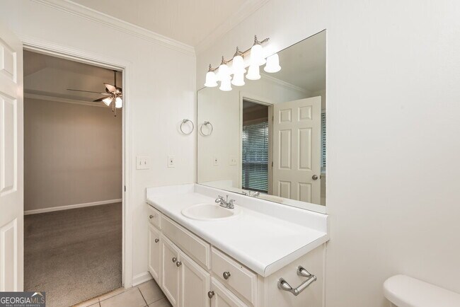 Building Photo - 422 Shoal Cir