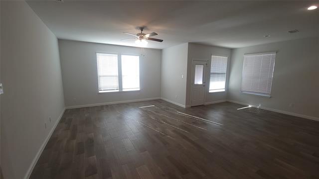 Building Photo - 1112 Larkspur Ln