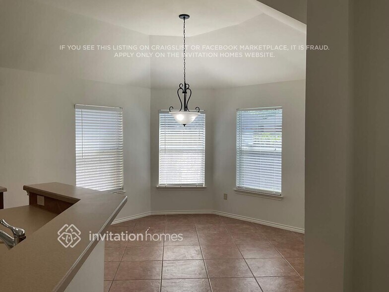 Building Photo - 17619 Sequoia View Ln