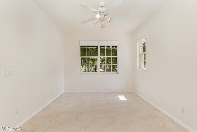 Building Photo - 9021 Las Maderas Dr