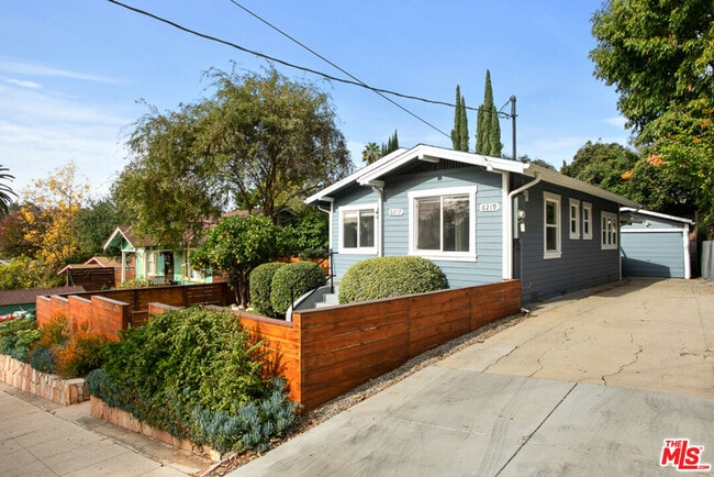 Building Photo - 6217 Poppy Peak Dr