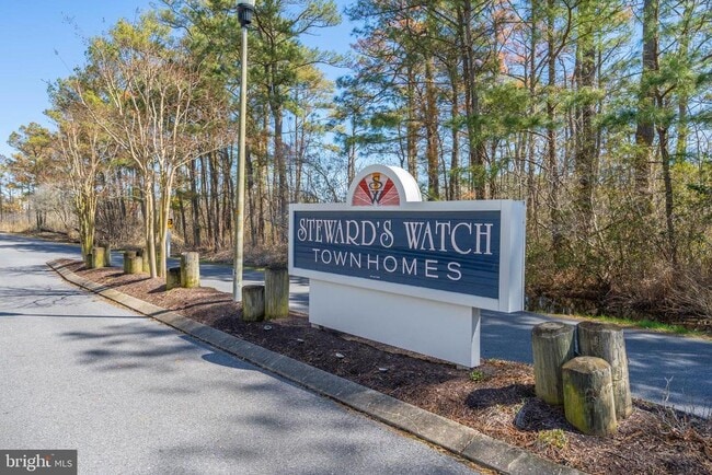 Building Photo - 539 Hudson Ave