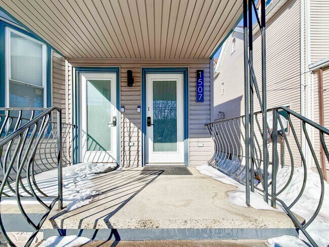 Building Photo - 1507 West St