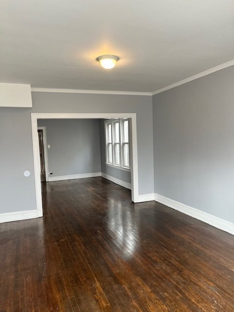 Building Photo - 1530 E 71st Pl