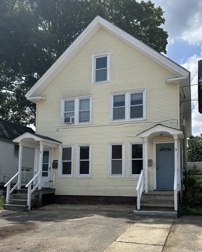Building Photo - 5 Charter St