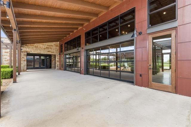 Building Photo - 2118 Long Forest Rd