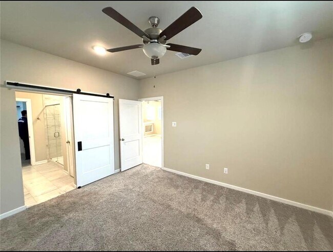 Building Photo - 7623 Green Bulrush Wy