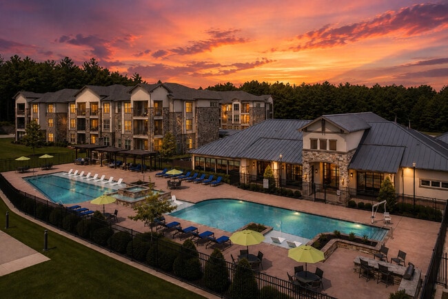 East Texas Sunset-Tyler Apartments