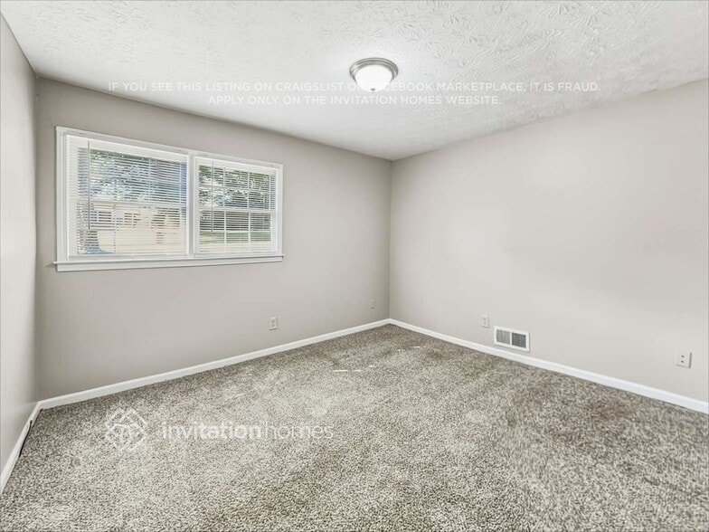 Building Photo - 4412 Bryant Dr SW