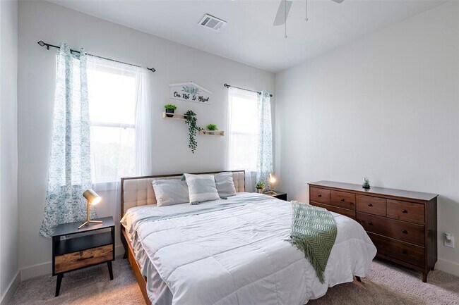 Building Photo - 3624 Griggs Rd