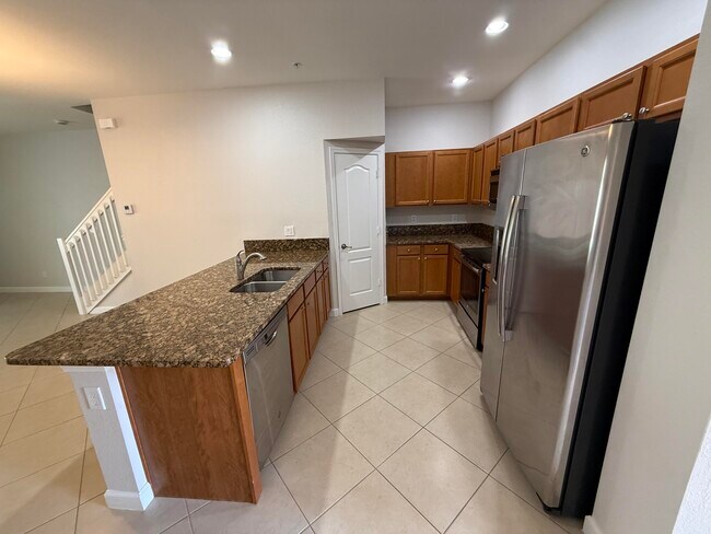Building Photo - 9519 SW Merlin Ct