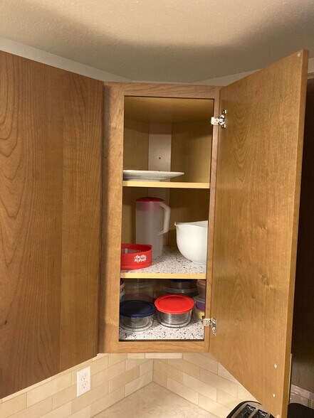 Building Photo - 14275 Avon Allen Rd