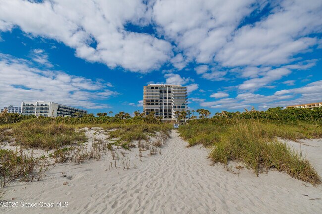 Building Photo - 2100 N Atlantic Ave