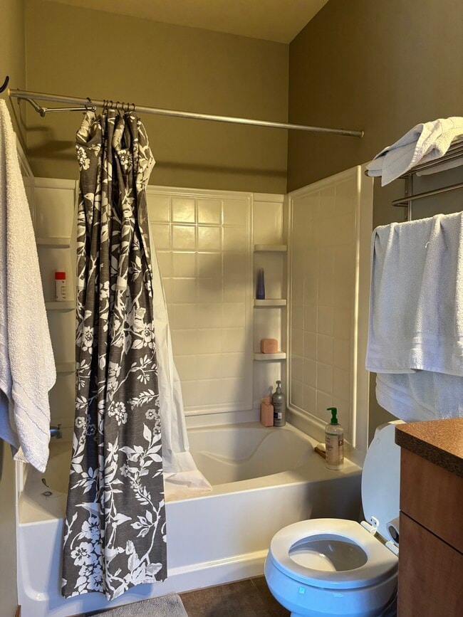 Building Photo - 5619 Brendan Ave