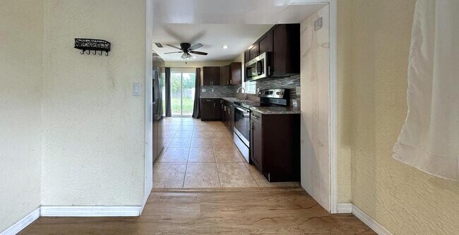 Building Photo - 4041 67th Ave N