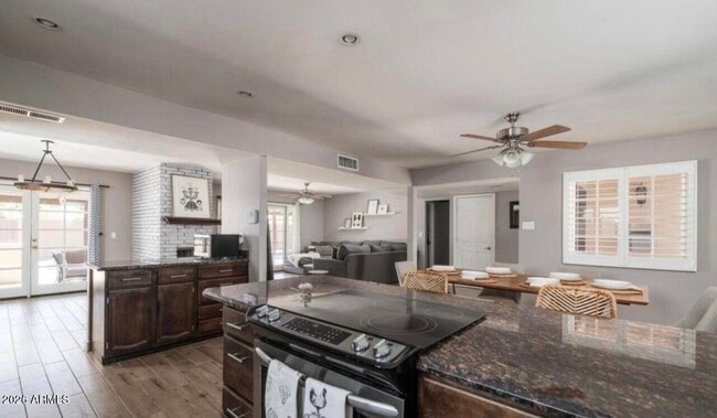 Building Photo - 225 E Minton Dr