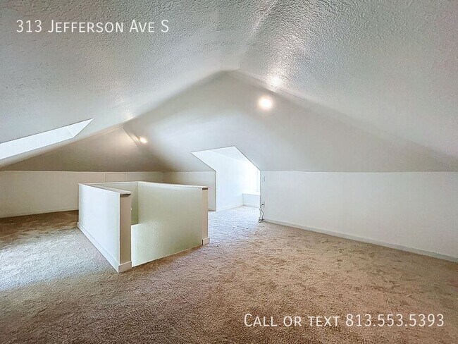 Building Photo - 313 Jefferson Ave