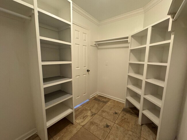 Building Photo - Beautiful Home for Lease in Denham Springs