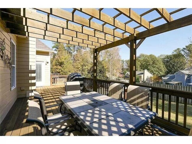 Building Photo - 2479 Sandstone Pl NE