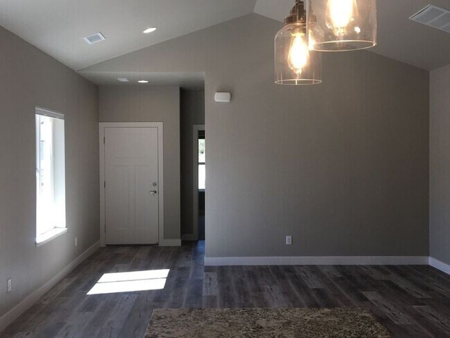 Building Photo - Built 2020! NW Reno Single Story House
