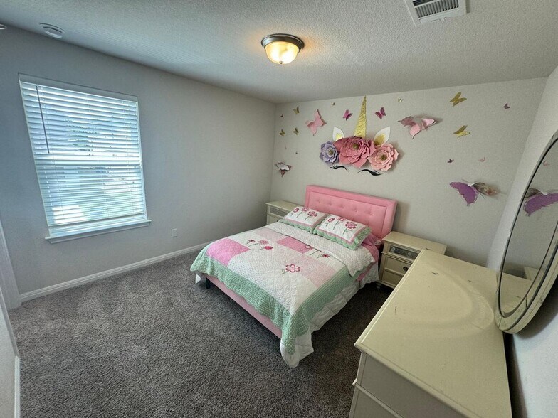 Building Photo - 330 Delaware Mountains Ter