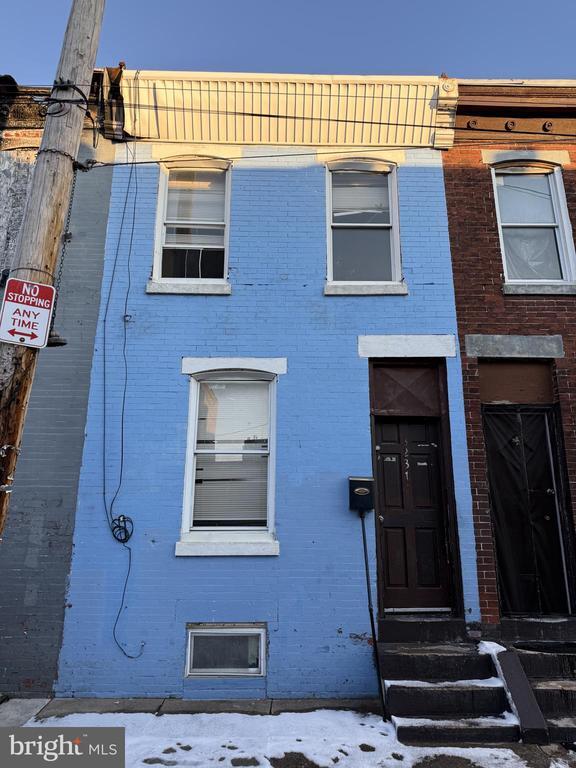 Building Photo - 3237 Hartville St