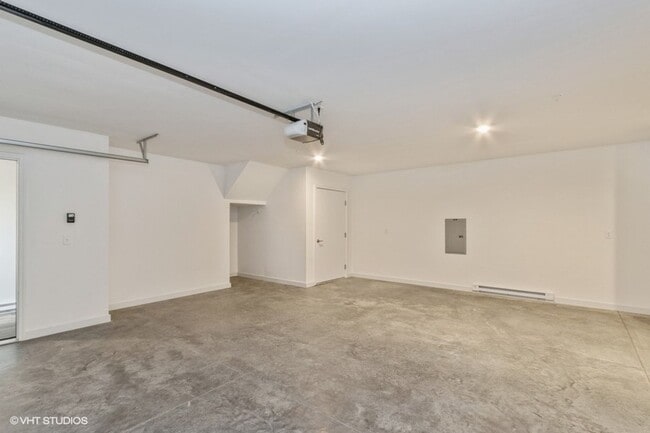 Building Photo - Big Ben Townhomes – Brand New 3 Bedroom Townhome | Attached 2-Stall Garage