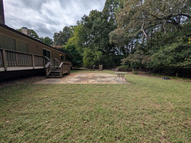 Building Photo - Room in Single Family Home on Ranson Rd
