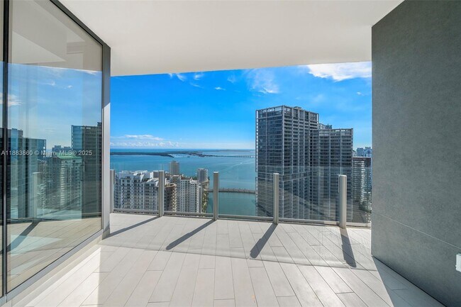 Building Photo - 300 Biscayne Blvd Way